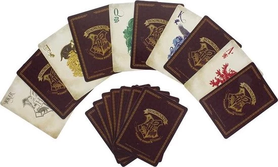 Paladone Harry Potter - Playing Cards / Speelkaarten Hogwarts / Zweinstein 4 Paladone Harry Potter - Playing Cards / Speelkaarten Hogwarts / Zweinstein - Afbeelding 2