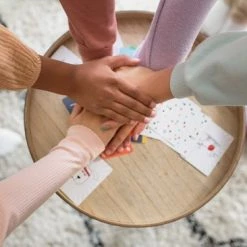 BS The Wiggle - Kaartspel - Actiespel - 2 Tot 8 Spelers - Vanaf 6 Jaar 10 BS The Wiggle - Kaartspel - Actiespel - 2 Tot 8 Spelers - Vanaf 6 Jaar -Goedkope kaartspellen winkel 550x366 19