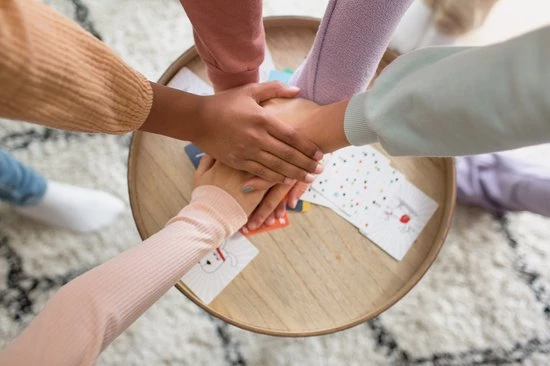 BS The Wiggle - Kaartspel - Actiespel - 2 Tot 8 Spelers - Vanaf 6 Jaar 5 BS The Wiggle - Kaartspel - Actiespel - 2 Tot 8 Spelers - Vanaf 6 Jaar - Afbeelding 3