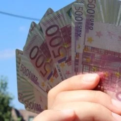 Merkloos Luxe Speelkaarten - 1x 54 Kaarten - Poker - Speelkaarten - Blackjack - Met Bewaardoos - Glitter - Goud -Goedkope kaartspellen winkel 550x366 3