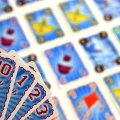 White Goblin Games Kite Fight -Goedkope kaartspellen winkel 550x367 14