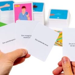 Kuna Una Tuna Games DAT HEP GESTAAN OP FEESBOEK - Kaartspel | Partygame - Nederlandse (omg!) -Goedkope kaartspellen winkel 550x385