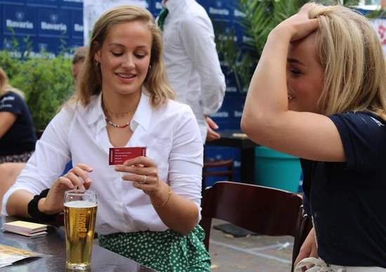 Raad De Kaart Dichtgetikt | Raad De 5 Stuko Woorden En Deel Een Adt Uit 5 Raad De Kaart Dichtgetikt | Raad De 5 Stuko Woorden En Deel Een Adt Uit - Afbeelding 3