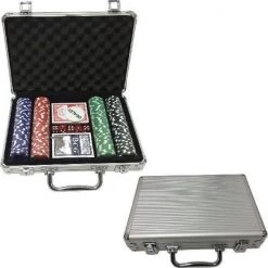 Basic Poker Set Alu Koffer 200 Delig -Goedkope kaartspellen winkel 550x551 9