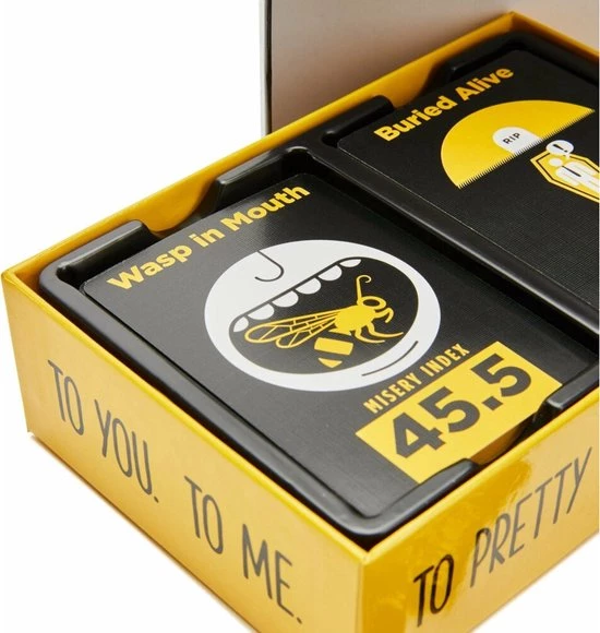 Goliath Shit Happens 18+ - Engelstalig Kaartspel - Partyspel 5 Goliath Shit Happens 18+ - Engelstalig Kaartspel - Partyspel - Afbeelding 3